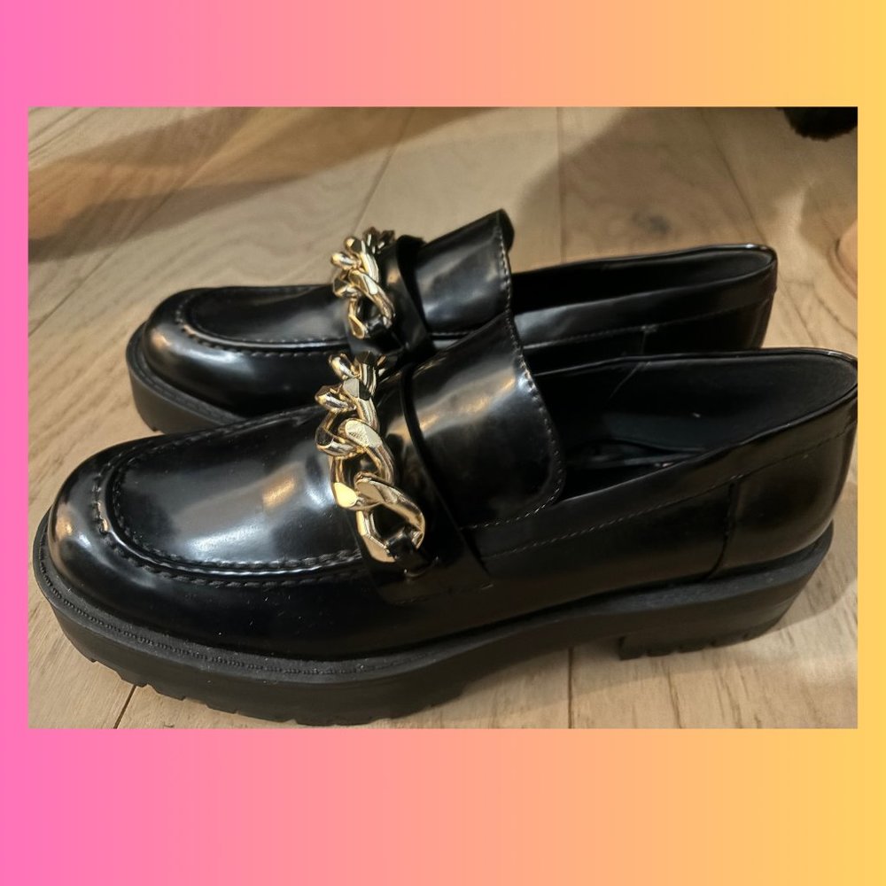 Zara Women's Black Loafers - Picture 3 of 4